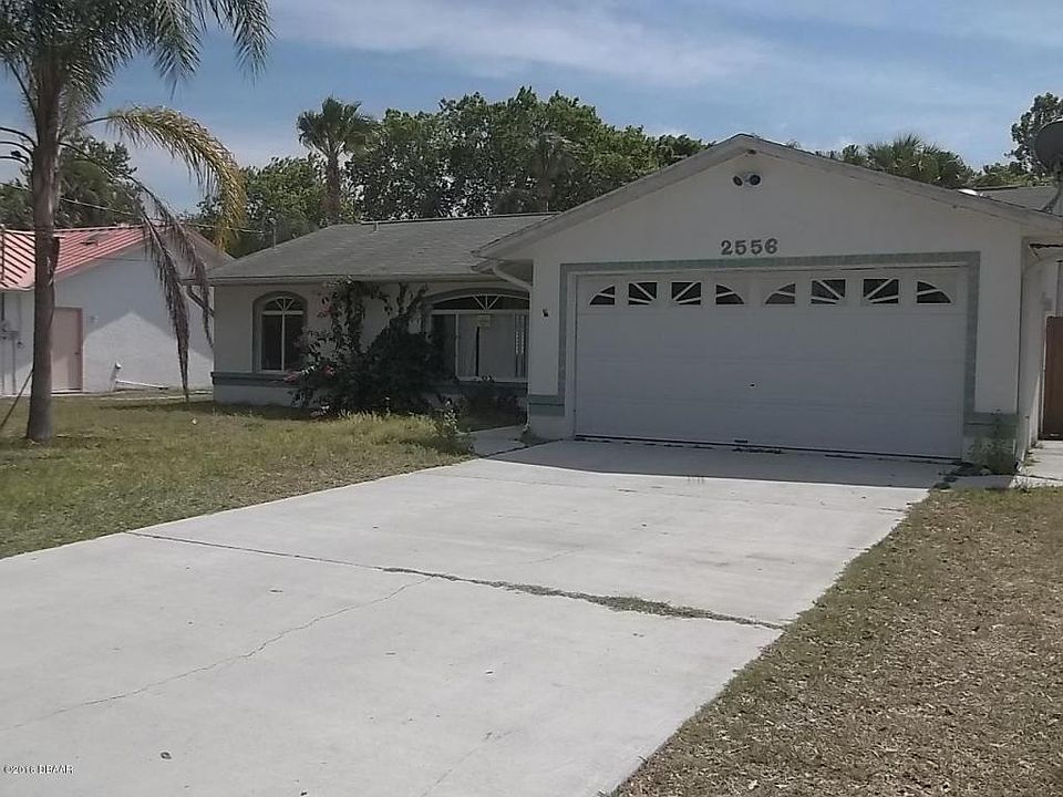 1st image of 2556 Fairmont Ave