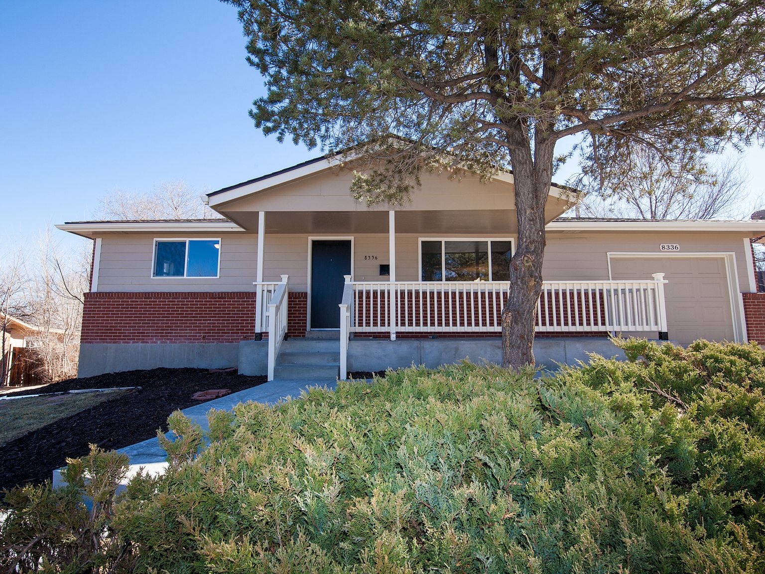 まい⭐ 8336 Mitze Dr, Denver, CO 80221 | Zillow