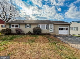 3136 Lincoln Way E #E, Fayetteville, PA 17222