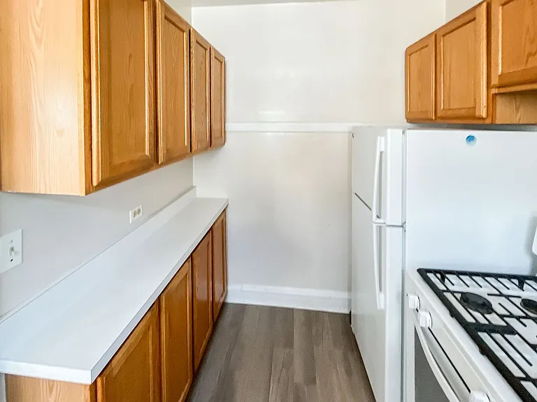 4500- 4506 N. Ashland / 1606-14 W. Sunnyside — Photo 20