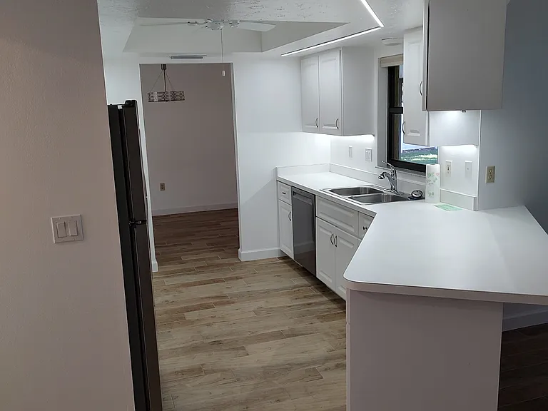5844 Countrywood Dr — Photo 3