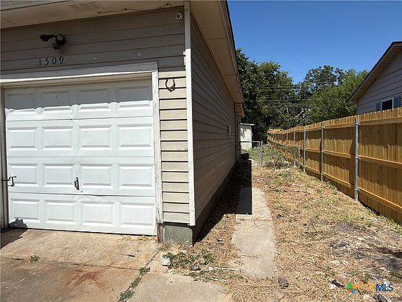 2nd image of 1509 N West S Young Dr