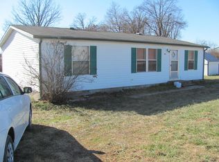 616 E 395th Rd, Dunnegan, MO 65640