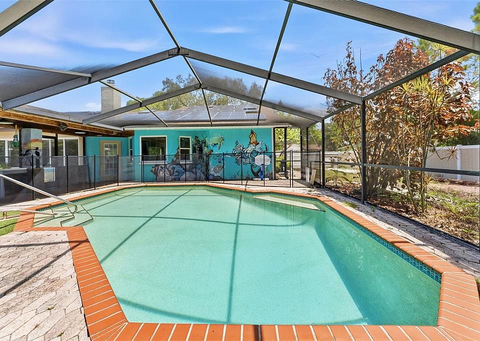 1st image of 670 SPARROW AVENUE