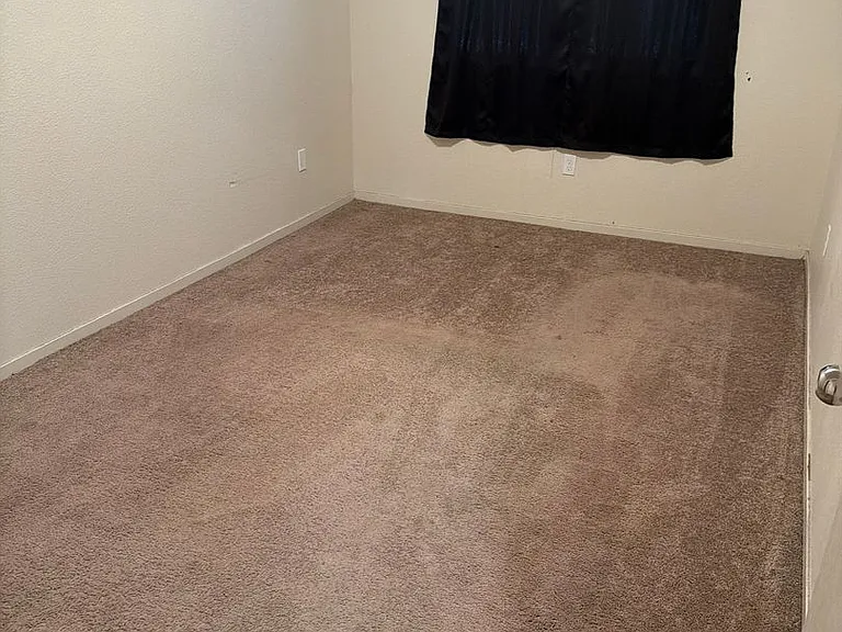 276 Paige Ct — Photo 11
