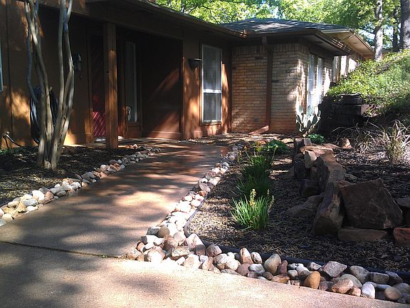 5th image of 2510 Briarwood Dr