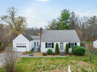 94 North Rd, Bedford, MA 01730