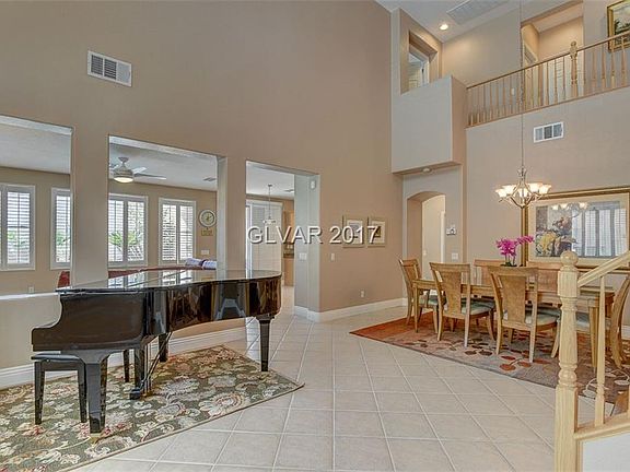2nd image of 367 Carlisle Crossing St