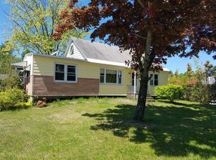 408 Electric Ave, Lunenburg, MA 01462