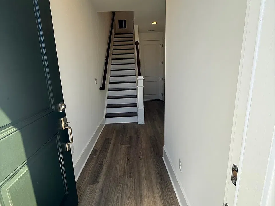 9115 Forkleaf Oak Dr