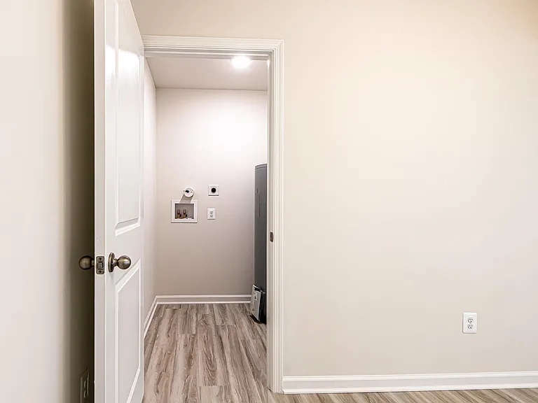 2308 Center Ave #C — Photo 11