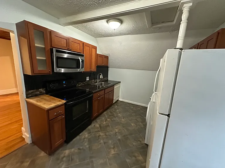 139 Anderson Ave #1 — Photo 10