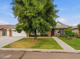 3664 E Meadow Mist Ln, San Tan Valley, AZ 85140