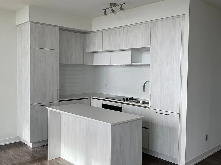 6 David Eyer Rd #912 — Photo 3