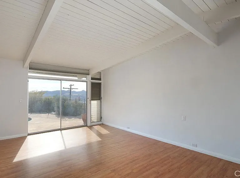 1300 Paseo Redondo — Photo 11