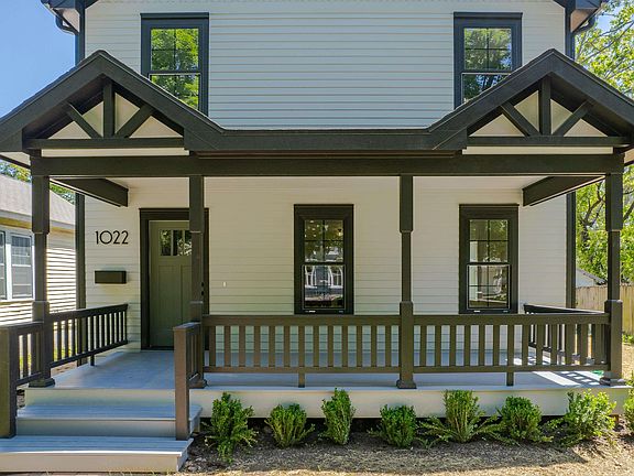 2nd image of 1022 Connecticut St