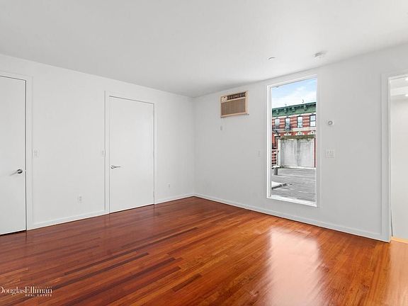 4th image of 111 Avenue C APT 3
