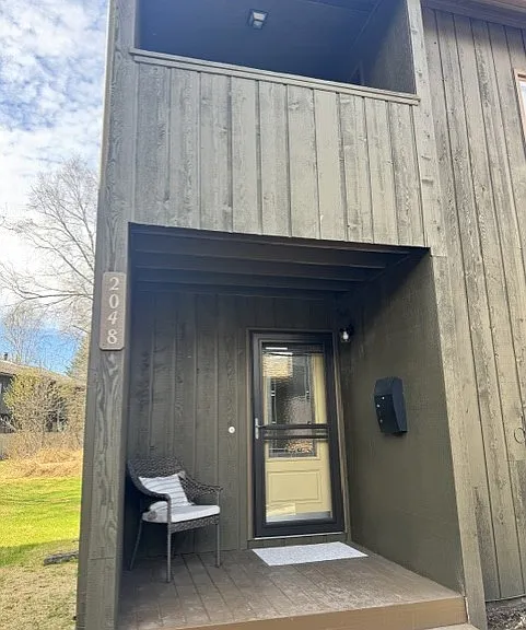 2048 Eastridge Dr #15B — Photo 2