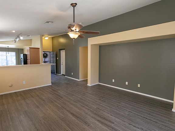 Great Room & Entrance