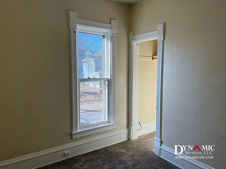 424 W 12th St — Photo 20