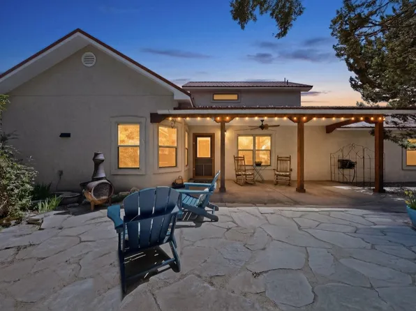 56 Western Saddle Dr, Tijeras, NM 87059