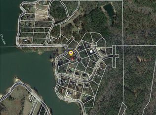 1101 E Lakeshore Dr, Tuskegee, AL 36083