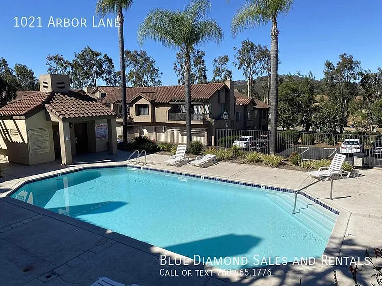 1021 Arbor Ln — Photo 29