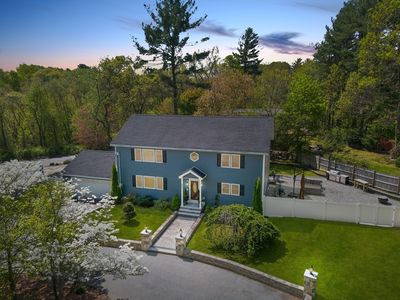 851 Forest St, North Andover, MA, 01845