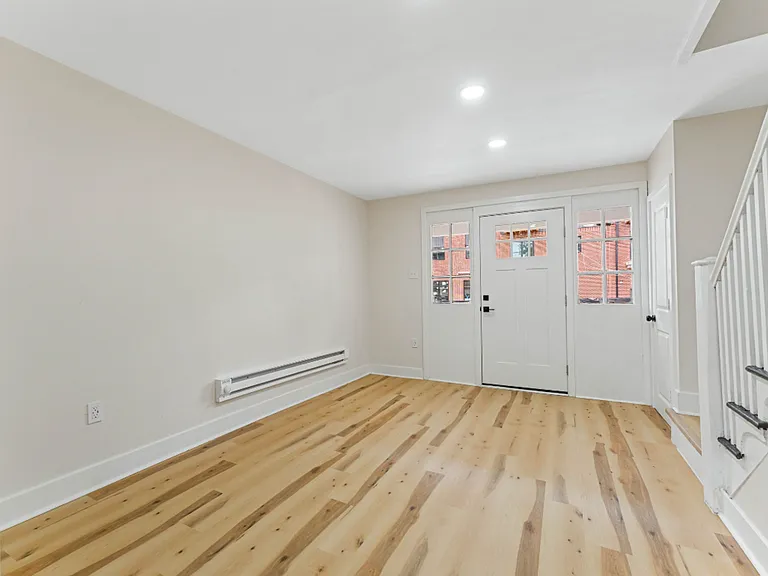 2066 Eastburn Ave — Photo 6
