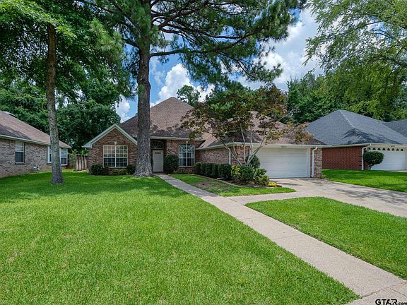 2nd image of 621 Prestonwood Cir