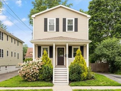 32 Webster St, Medford, MA, 02155