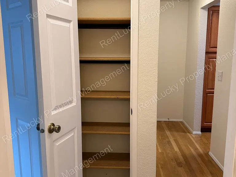 12510 NE 117th Pl #B3 — Photo 14