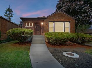 9000 S Harper Ave, Chicago, IL 60619