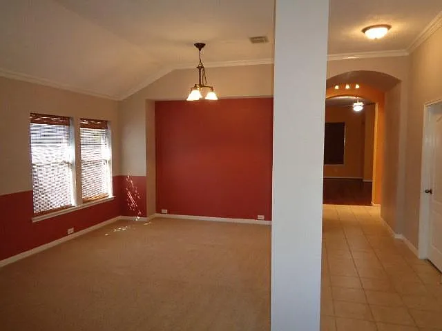 30002 Saw Oaks Dr — Photo 5