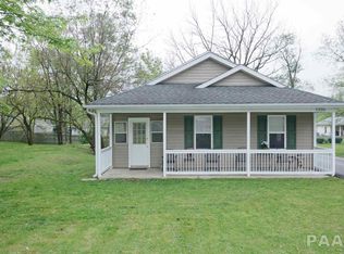 1326 W Shenandoah Dr, Peoria, IL 61614