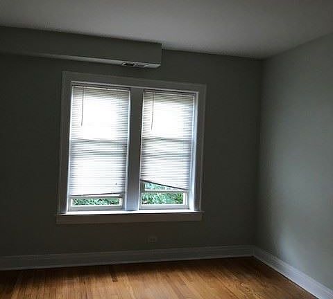 3rd image of 7150 S East End Ave APT 3E