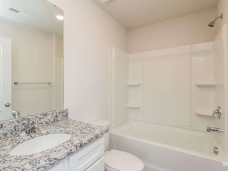 376 Kenyon Dr — Photo 10