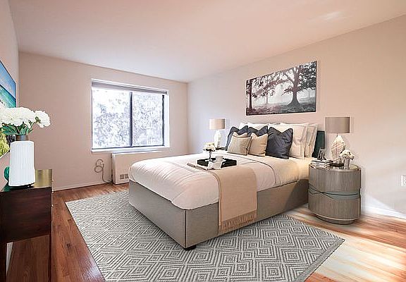 5th image of 207 E 30th St APT 7G
