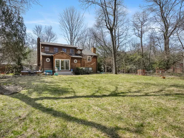 45 Federal Road, Shelton, CT 06484