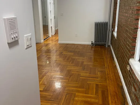 563 West 184th Street image 1 of 20