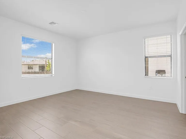 19228 Gentry Pl — Photo 14