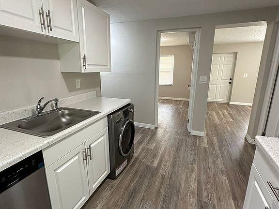 3rd image of 1110 E Bates Ave #203