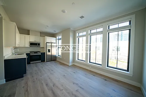 157 Everett St #301 Photo 1