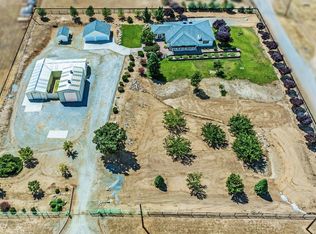20433 Quaker Rd, Tehachapi, CA 93561