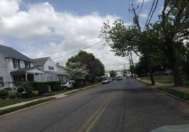 2nd image of 721 Nassau St