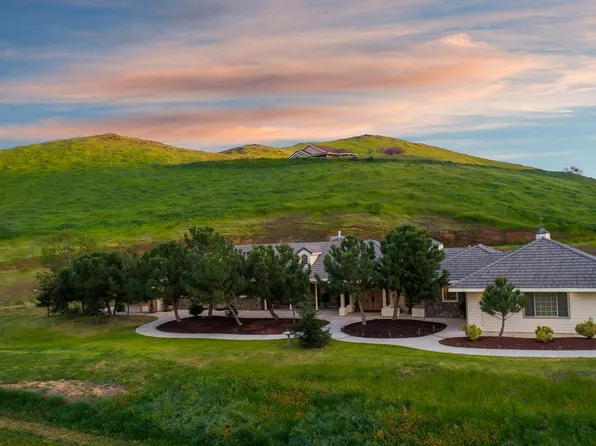 30108 Sierra Sunrise Drive, Exeter, CA 93221