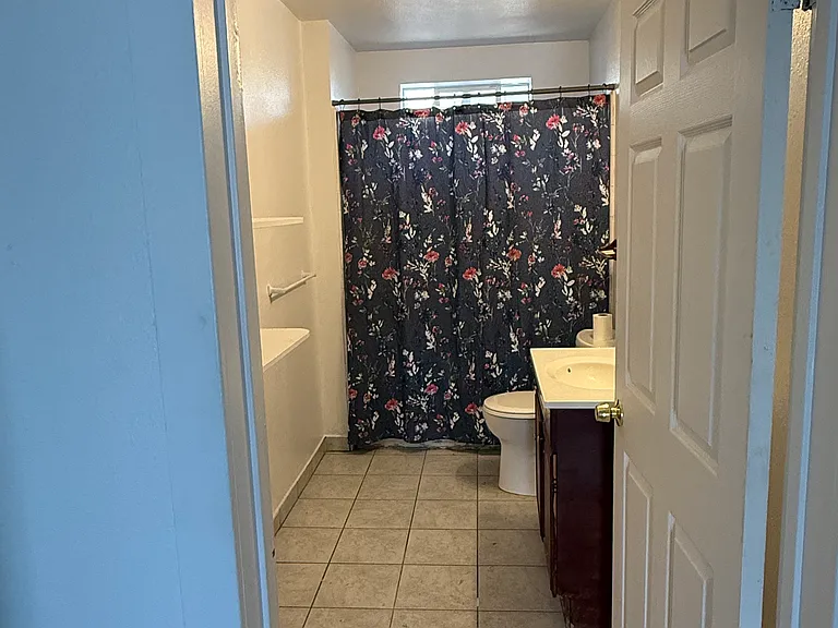 129 Maple Ave — Photo 9