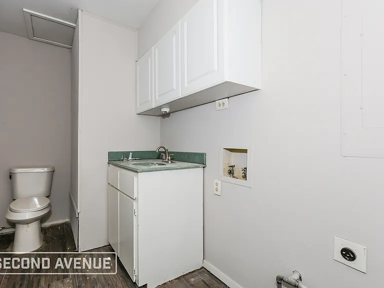 533 Lee St — Photo 14