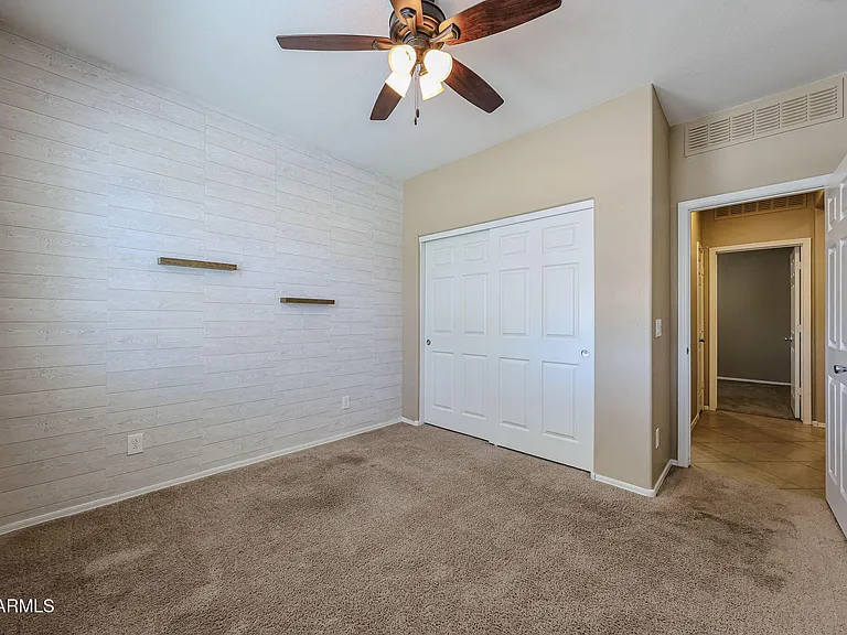 12041 W Cottontail Ln — Photo 22