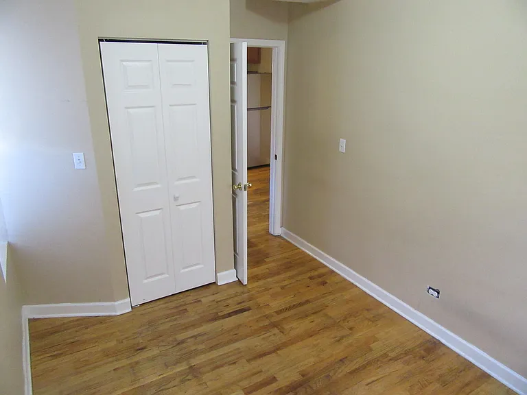 2251 W Rosemont Ave #1 — Photo 14